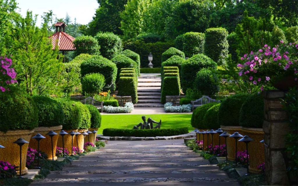 Sculpted hedges and beautiful landscaping throughout the Dallas Arboretum